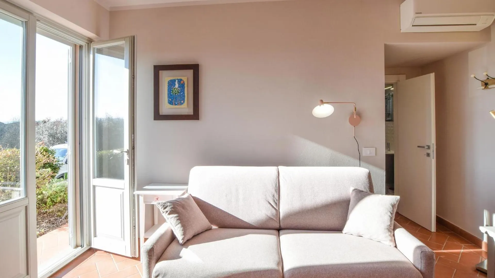 Awesome Apartment In Terranuova Bracciolini