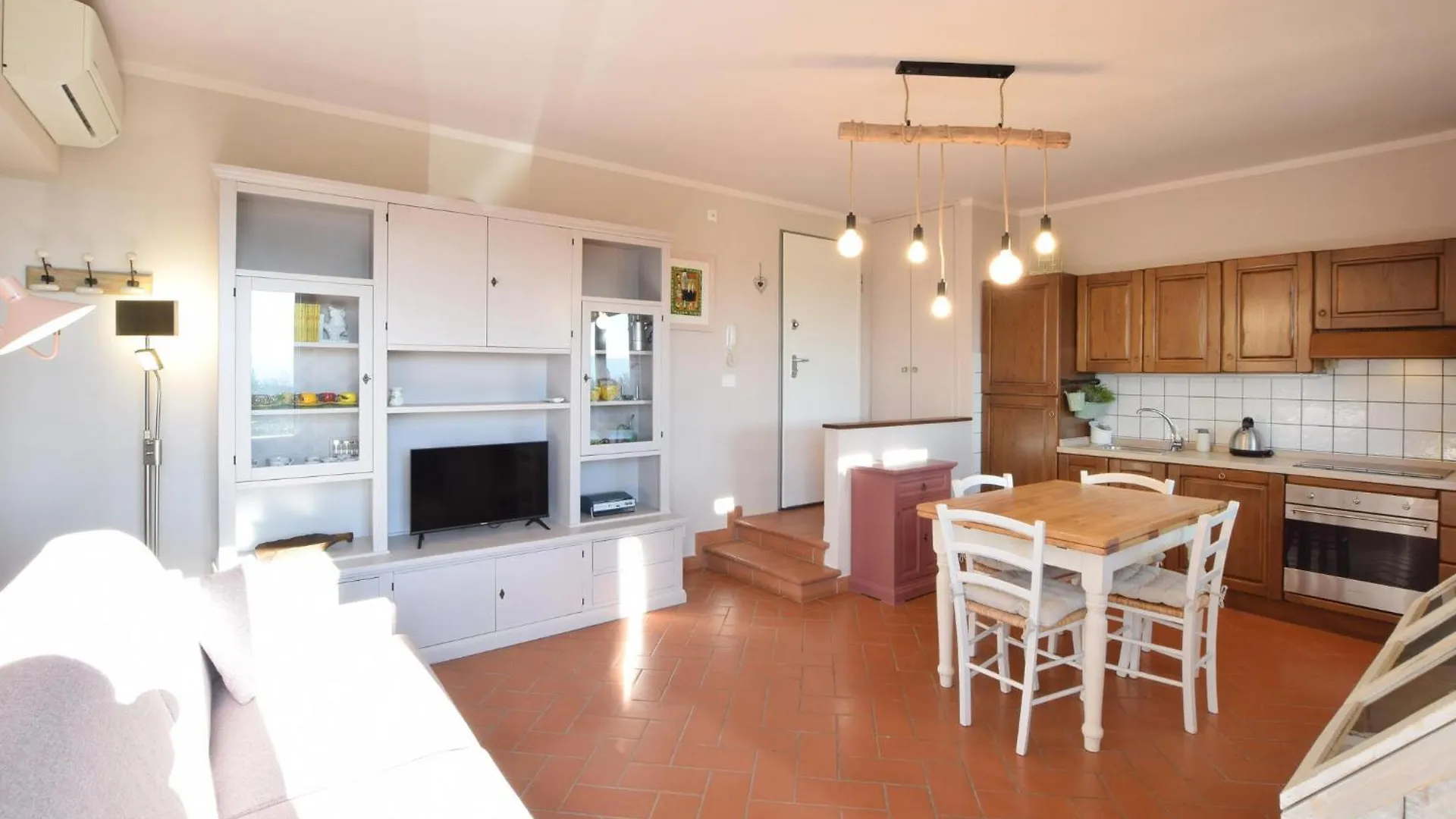 Awesome Apartment In Terranuova Bracciolini 0*,  Italien